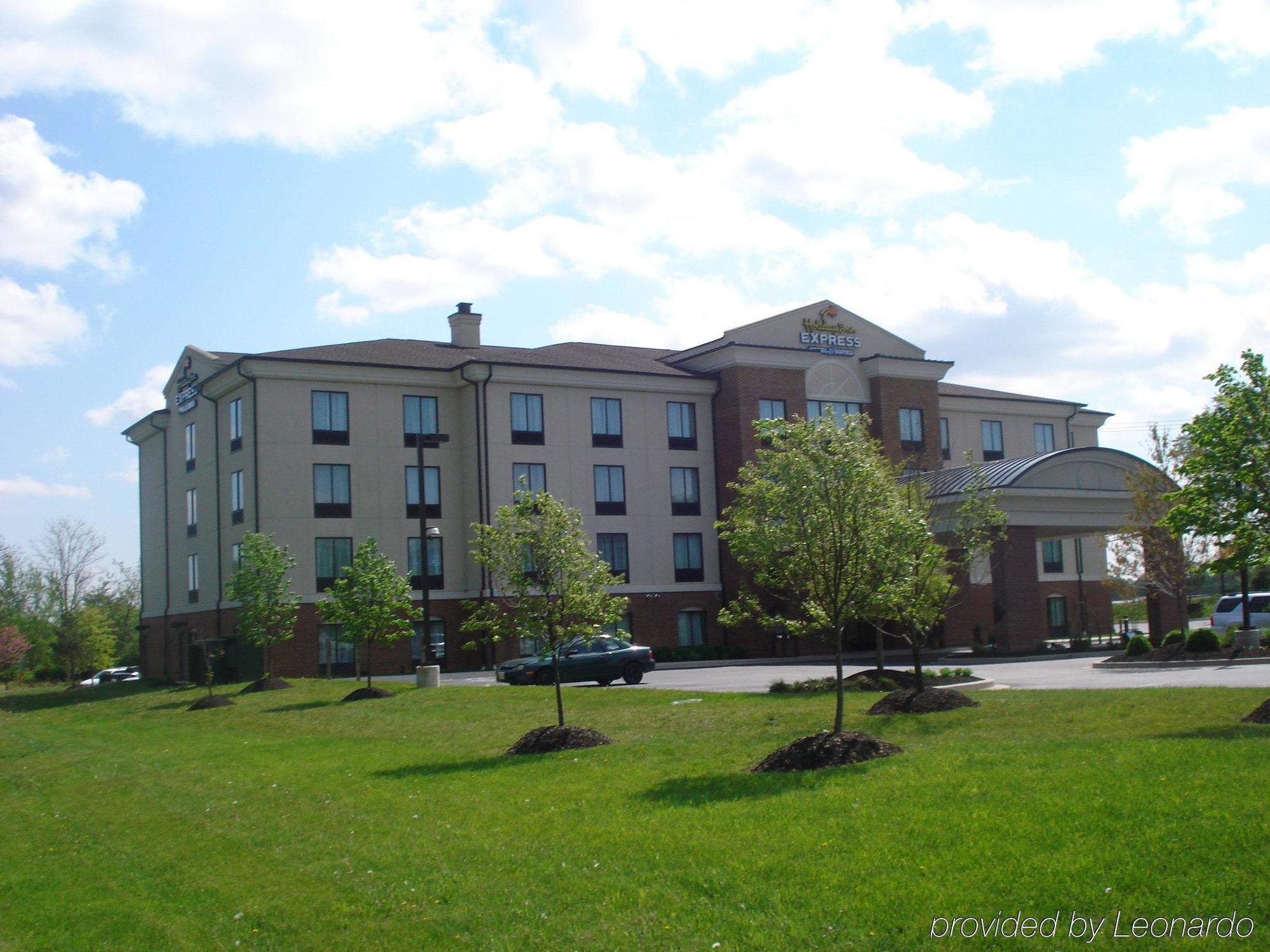 Holiday Inn Express Hotel & Suites-North East By Ihg Exterior photo
